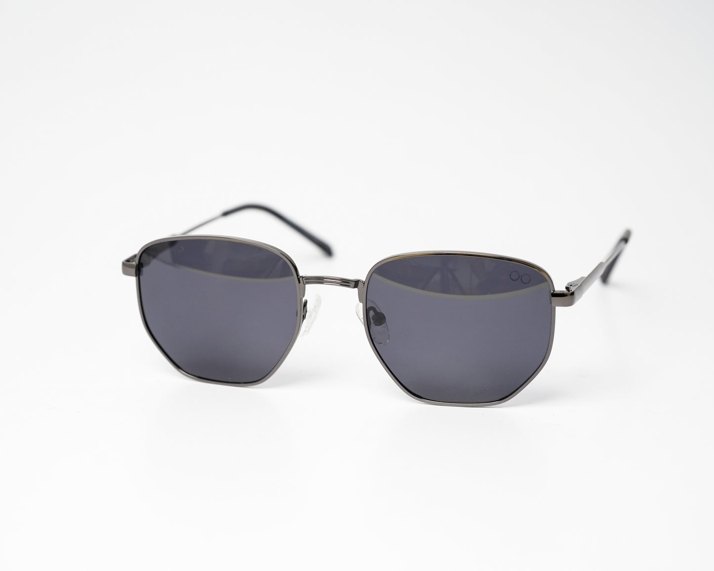 The Hexagon Polarized